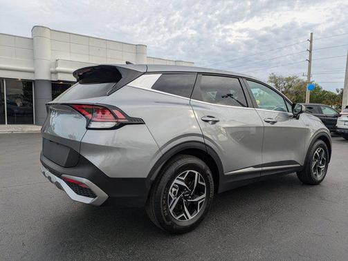 2025 Kia Sportage LX