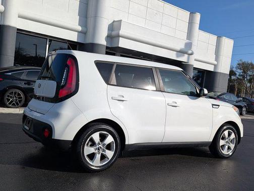 2018 Kia Soul Base