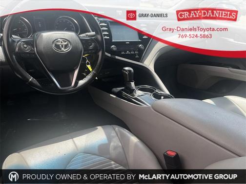2020 Toyota Camry SE