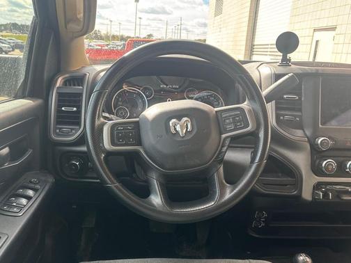 2020 RAM 2500 Tradesman Crew Cab 4x4 6'4' Box