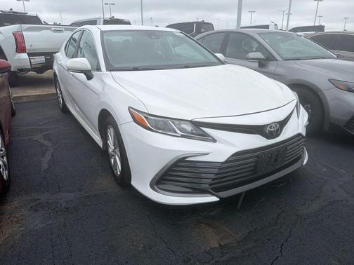 Ice Cap 2023 Toyota Camry LE