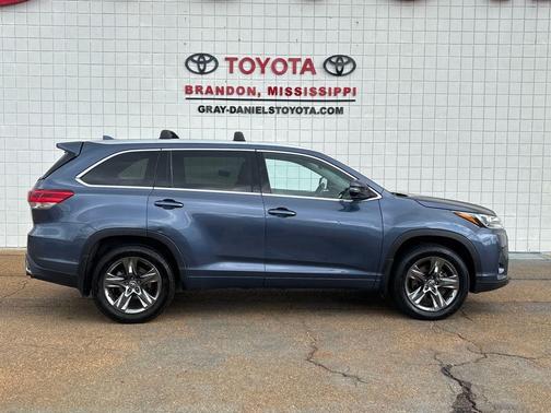 2017 Toyota Highlander Limited Platinum