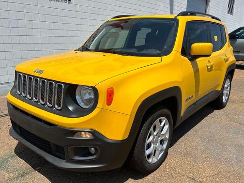 Solar Yellow 2018 Jeep Renegade Latitude