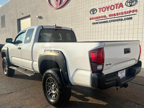 2021 Toyota Tacoma SR
