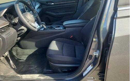 Gun Metallic 2025 Nissan Altima 2.5 SV