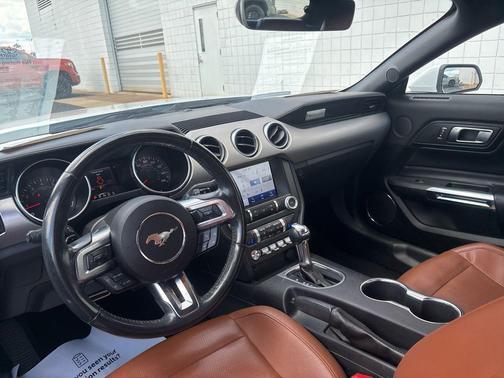 Oxford White 2021 Ford Mustang GT Premium
