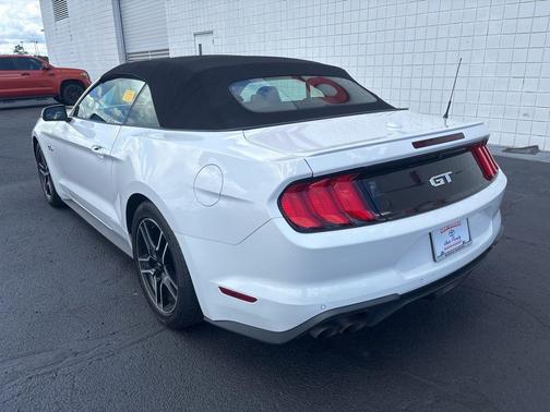 Oxford White 2021 Ford Mustang GT Premium