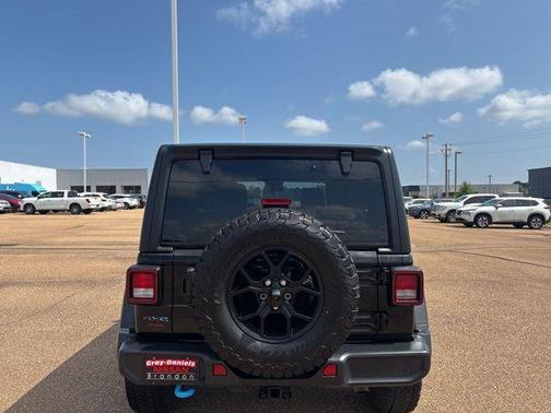 2024 Jeep Wrangler 4xe Willys