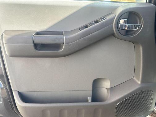 2014 Nissan Xterra S