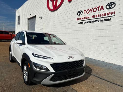 2023 Hyundai KONA SE