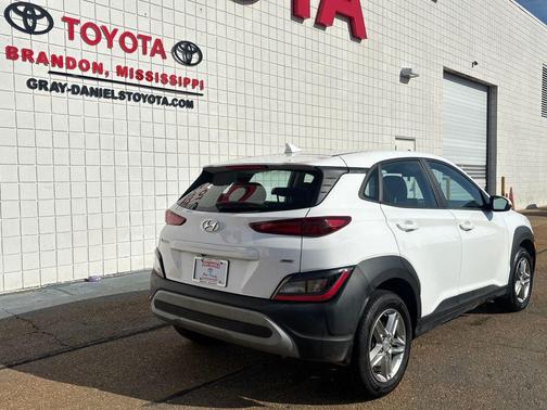 2023 Hyundai KONA SE