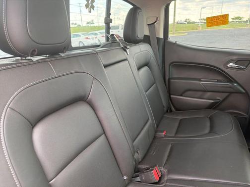 Summit White 2018 Chevrolet Colorado ZR2