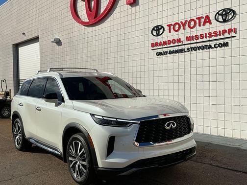 2023 INFINITI QX60 SENSORY