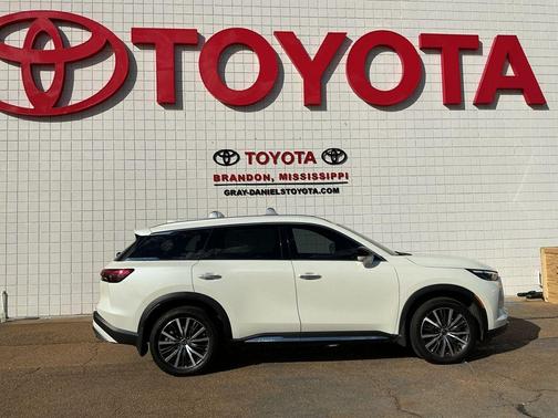 2023 INFINITI QX60 SENSORY