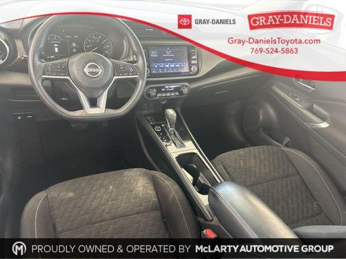 2022 Nissan Kicks SV