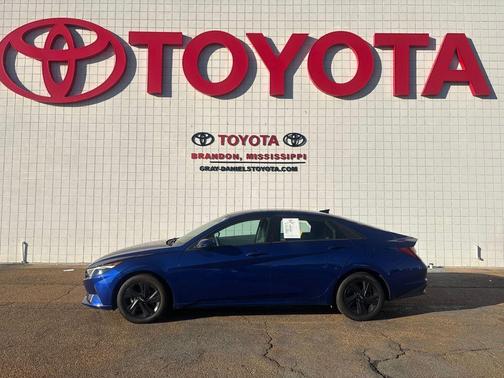 2021 Hyundai ELANTRA SEL