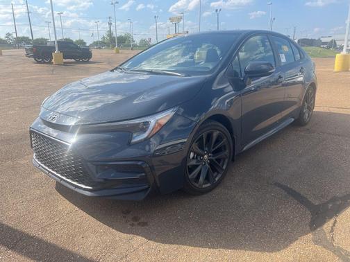 Underground/Midnight Black Metallic 2025 Toyota Corolla XSE