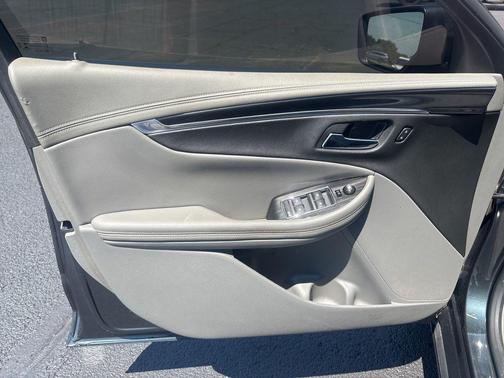 Graphite Metallic 2018 Chevrolet Impala 1LT
