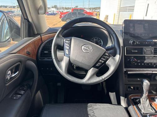2024 Nissan Armada SL 4WD