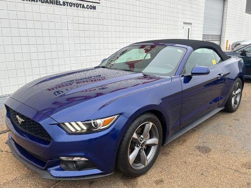 2016 Ford Mustang V6