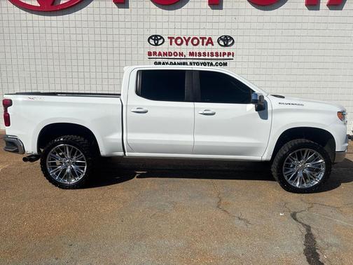 2024 Chevrolet Silverado 1500 LT