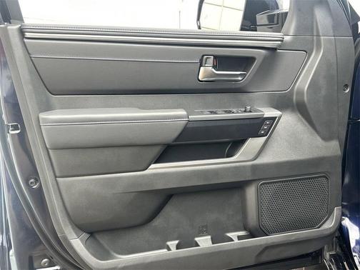 2025 Toyota Tundra Hybrid Platinum