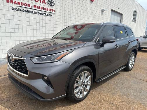 Magnetic Gray Metallic 2021 Toyota Highlander Limited