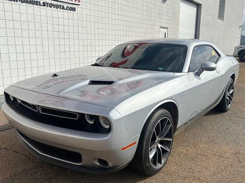 2020 Dodge Challenger SXT