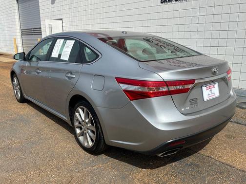 Celestial Silver Metallic 2015 Toyota Avalon XLE Touring