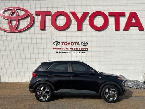 2021 Hyundai VENUE SEL