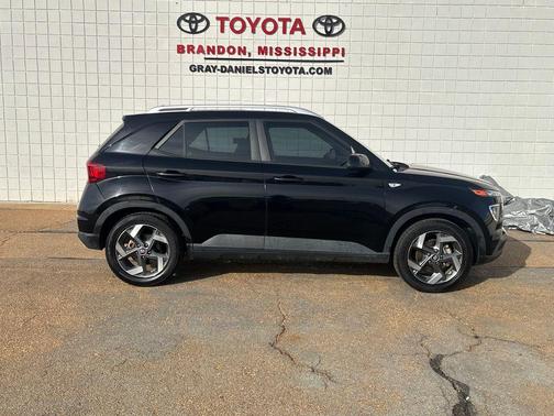 2021 Hyundai VENUE SEL