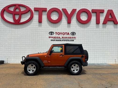 Mango Tango Pearlcoat 2011 Jeep Wrangler Sport