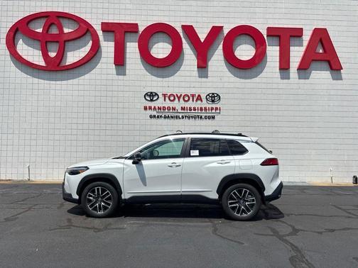 Wind Chill Pearl 2026 Toyota Corolla Cross XLE