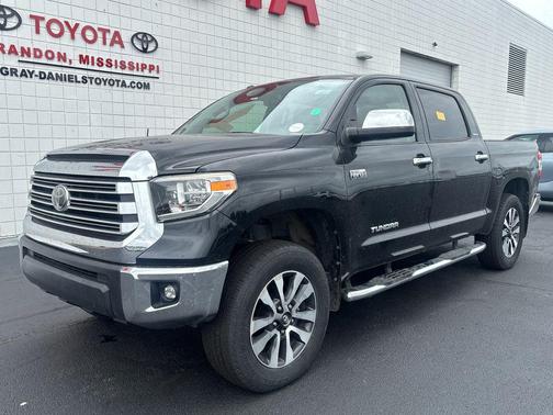 Midnight Black Metallic 2018 Toyota Tundra Limited