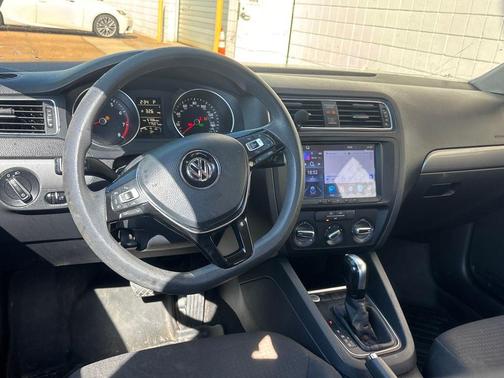 2015 Volkswagen Jetta 1.8T SE