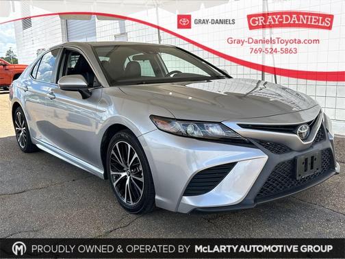 2020 Toyota Camry SE