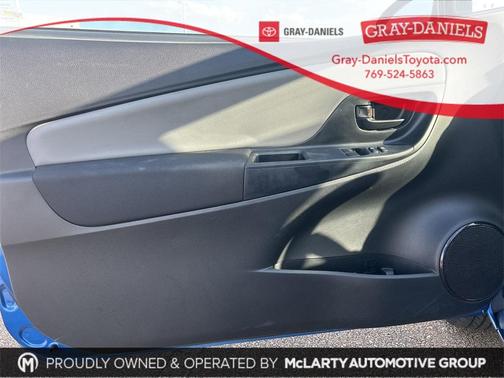 2015 Toyota Yaris L