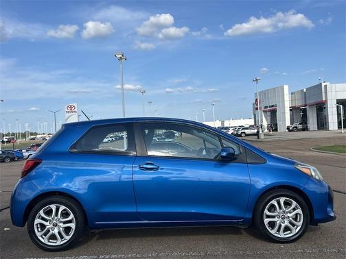 2015 Toyota Yaris L