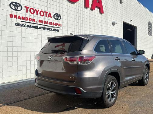2016 Toyota Highlander XLE