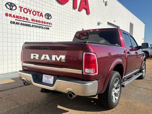 2018 RAM 1500 Limited Crew Cab 4x2 5'7' Box