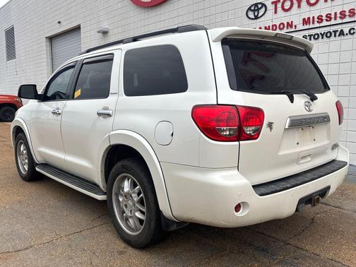 Blizzard Pearl 2014 Toyota Sequoia Platinum