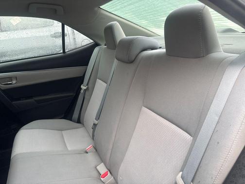 Classic Silver Metallic 2014 Toyota Corolla LE Plus