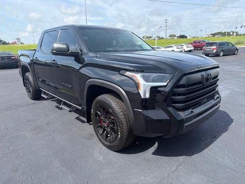 Midnight Black Metallic 2024 Toyota Tundra SR5