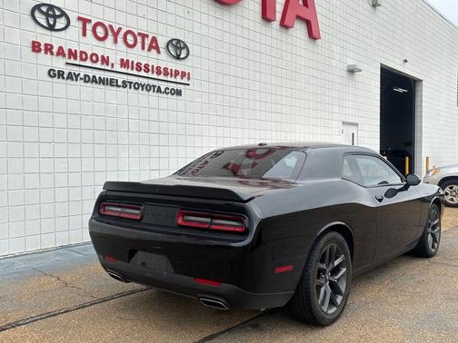 2022 Dodge Challenger SXT