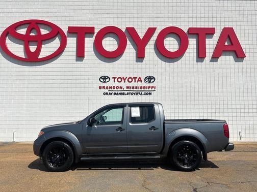 Gun Metallic 2020 Nissan Frontier SV