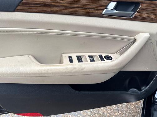 2016 Hyundai SONATA Limited