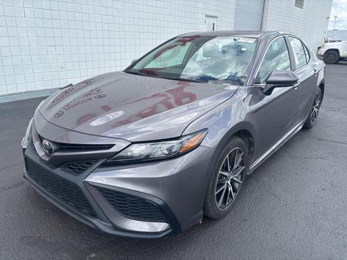 Predawn Gray Mica 2024 Toyota Camry SE