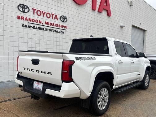 2024 Toyota Tacoma SR5