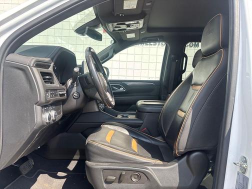 2021 GMC Yukon XL 4WD AT4