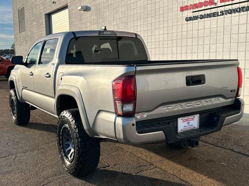 2021 Toyota Tacoma SR5